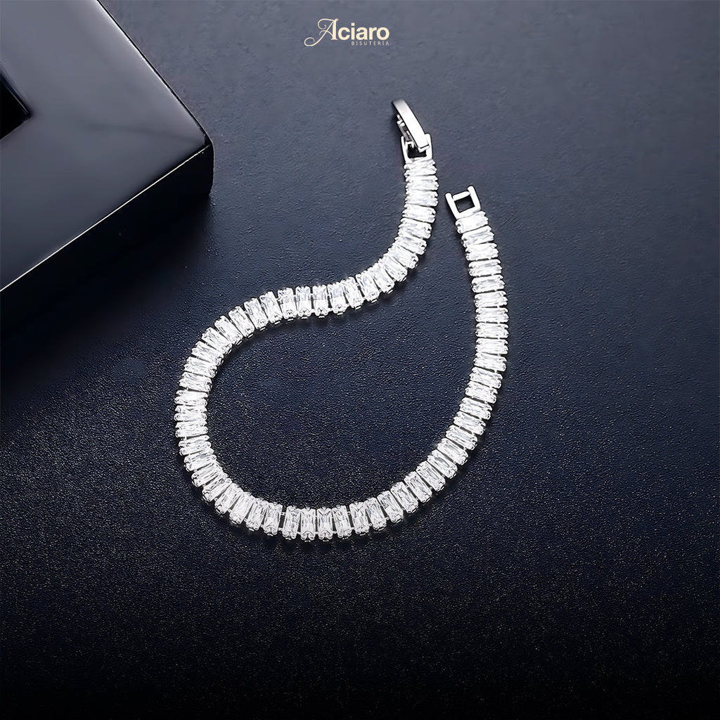 Brazalete elegante con zirconias tipo diamante 💎